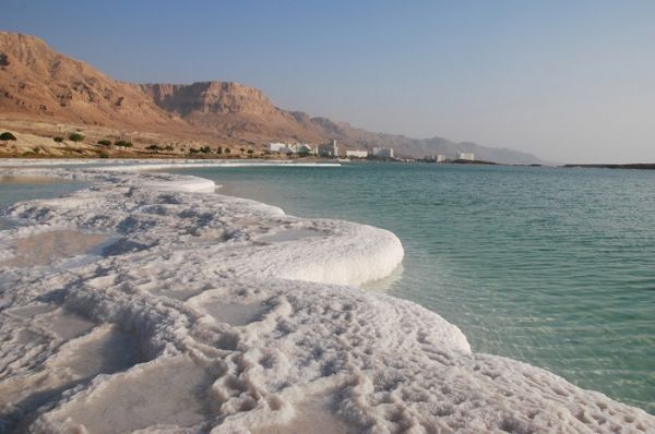 طبيعة البحر الميت تغضب وتبتلع سياحة إسرائيل 5 12 2015 7 03